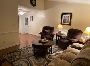 608 W Grantham Rd, New Bern, NC 28562