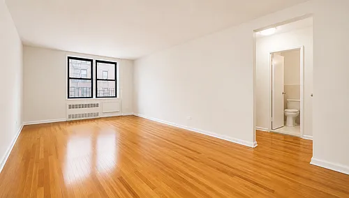 540 Ocean Pkwy #31 Photo 1 540 Ocean Pkwy #31 Photo 1