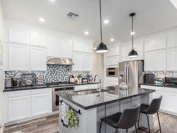 3rd image of 3855 S MCQUEEN Road #24