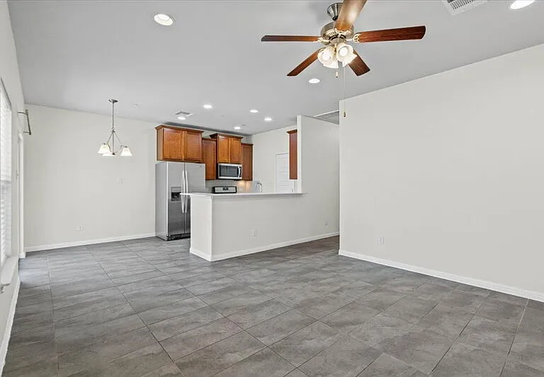 1502 Airedale Rd — Photo 8