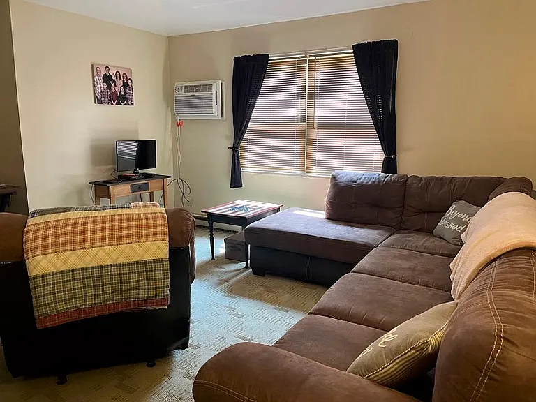 5271 Hester Rd #4 — Photo 4