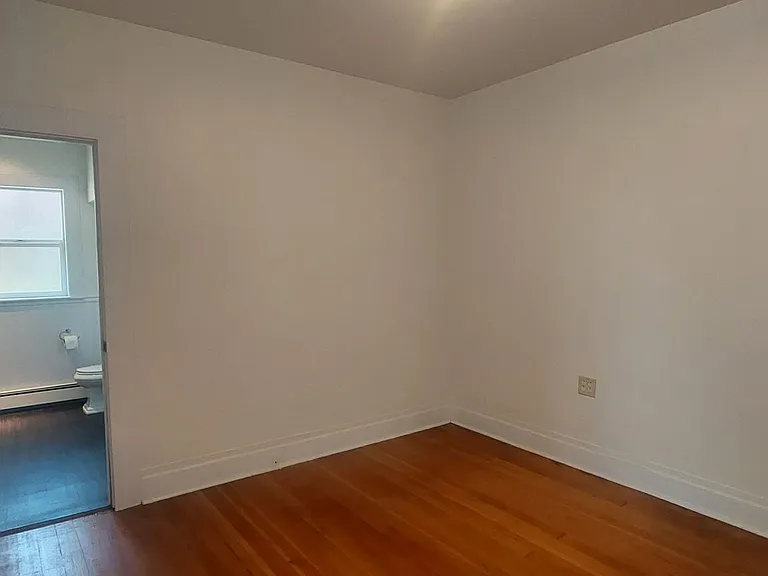 1614 Eldridge Ave — Photo 22