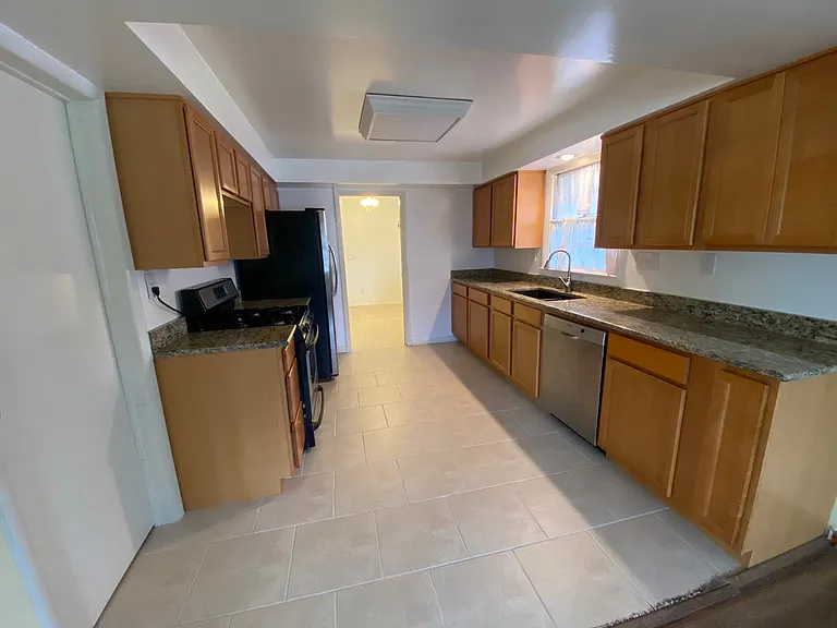 28509 McCarty Dr — Photo 10