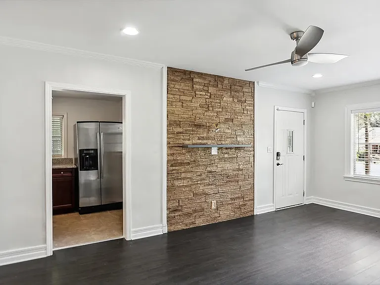 1268 Eastland Rd SE #A — Photo 18
