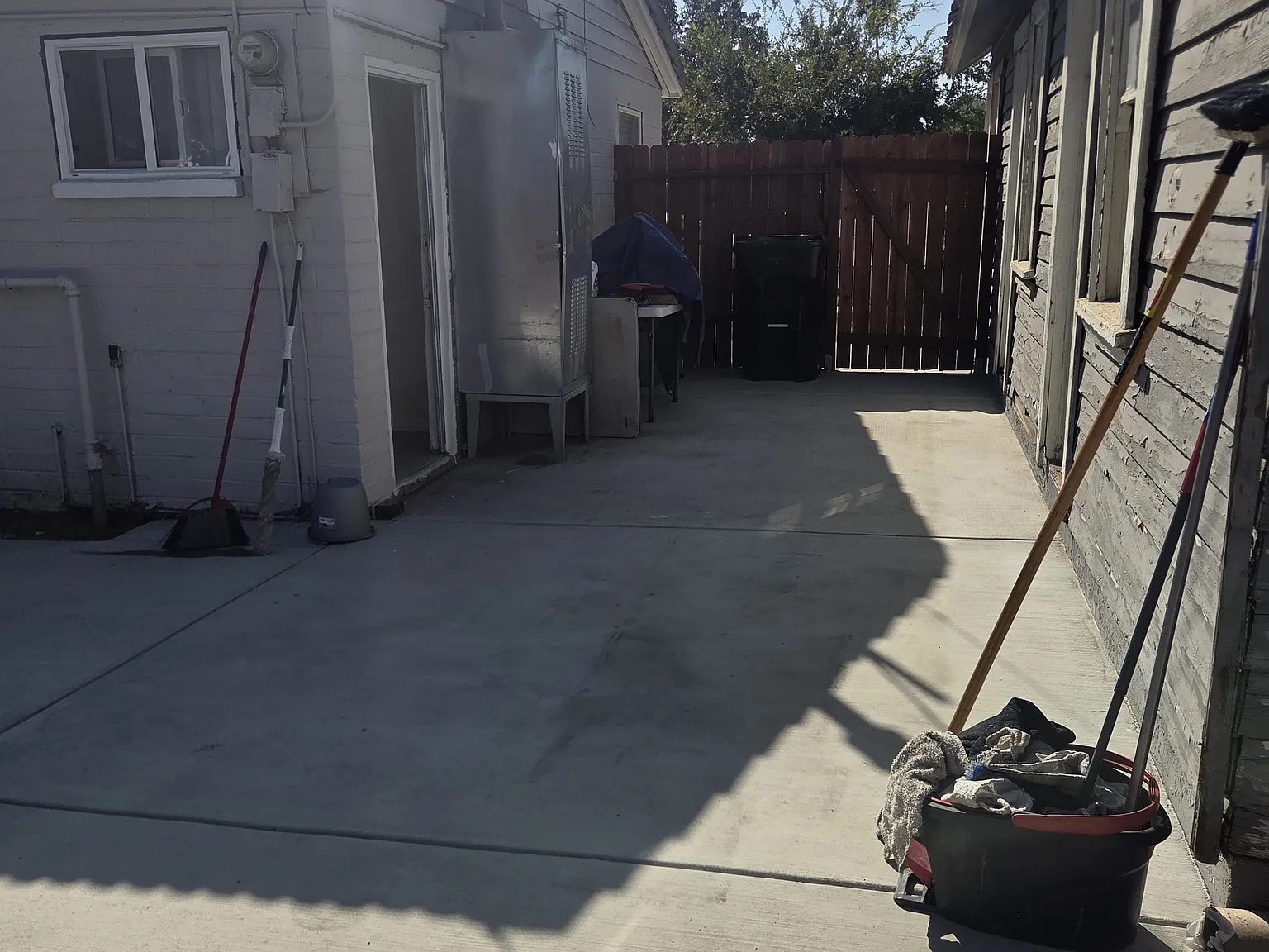 614 North Lemon Avenue - 1 — Photo 3