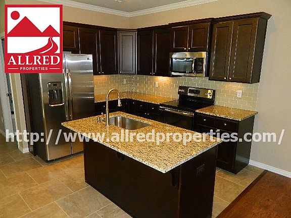 3rd image of 1023 N Leverett Ave