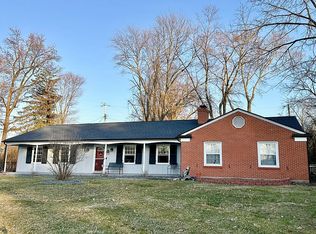 5960 Mad River Rd, Dayton, OH 45459