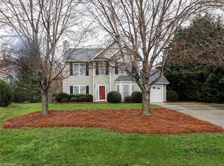 4 Drakestone Ct, Greensboro, NC 27455