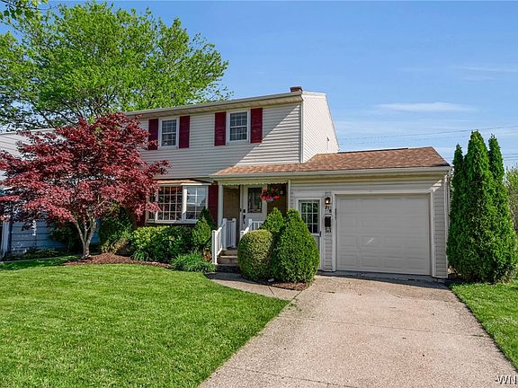 2nd image of 218 Temple Dr