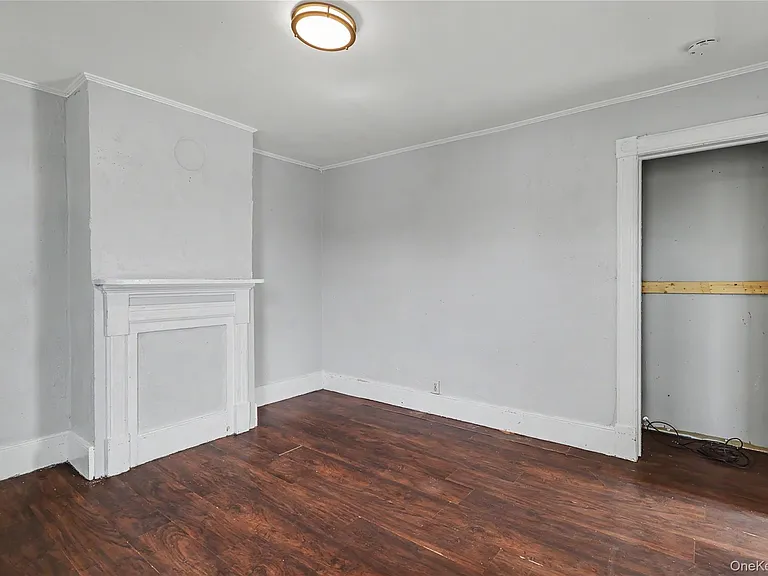 39 Spruce St — Photo 16