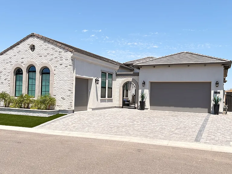 5762 E Star Valley St — Photo 1