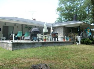 1990 Smallville Ln, Granite Falls, NC 28630