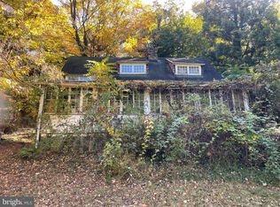 25513 Military Rd, Cascade, MD 21719