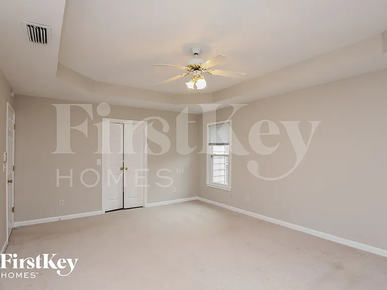 3215 Maple Terrace Dr — Photo 10