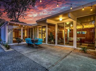 671 Barberry Ln, San Rafael, CA 94903