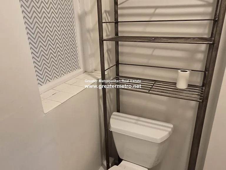 16 Battery St #4R — Photo 17
