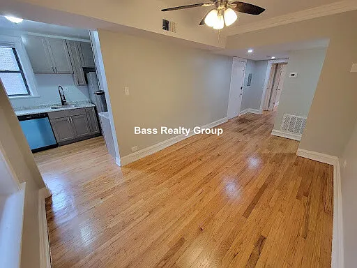 7006 N Paulina St #1 — Photo 2