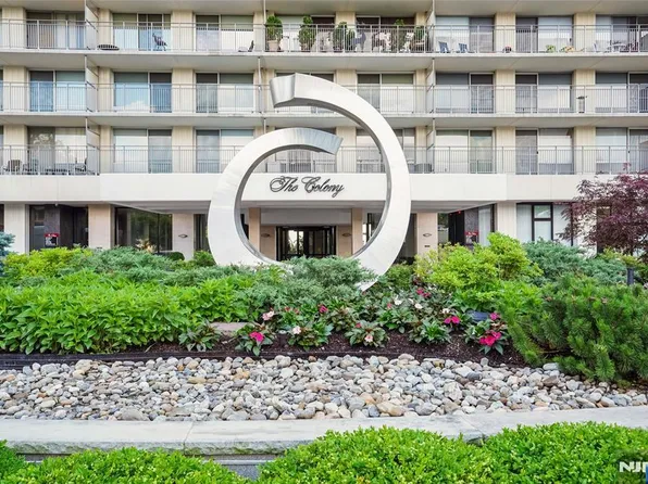 1530 Palisade Ave APT 27K, Fort Lee, NJ 07024