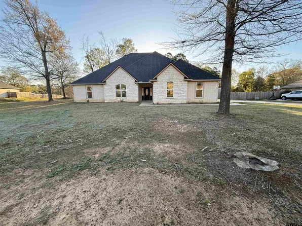 156 Terra Ln, Longview, TX 75605