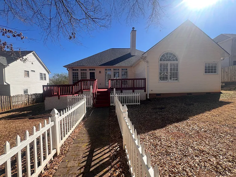 206 Hyde Park Ln — Photo 25