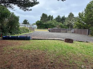 114 Ocean Shores Blvd SW, Ocean Shores, WA 98569