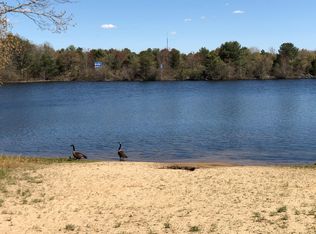 26 Agawam Dr, Wareham, MA 02571