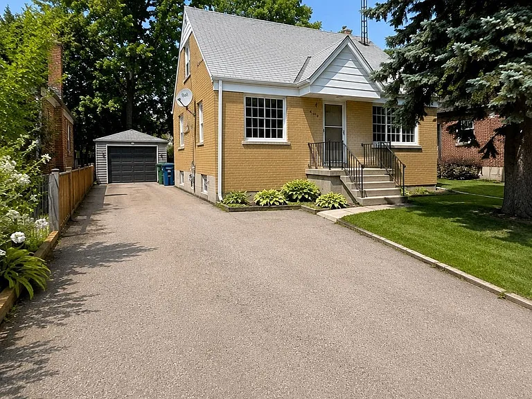 168 Bogert Ave — Photo 1