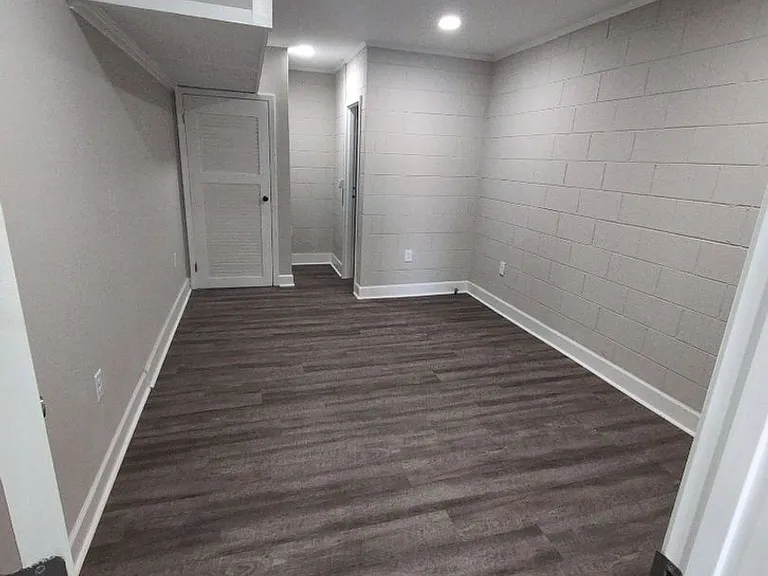626 Power St — Photo 31