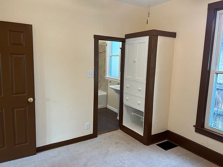 3923 Sheridan Blvd — Photo 7