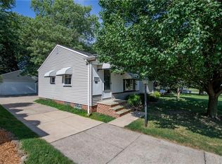 10880 Gabriella Dr, Parma, OH