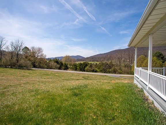 4th image of 161 Coyote Run Rd