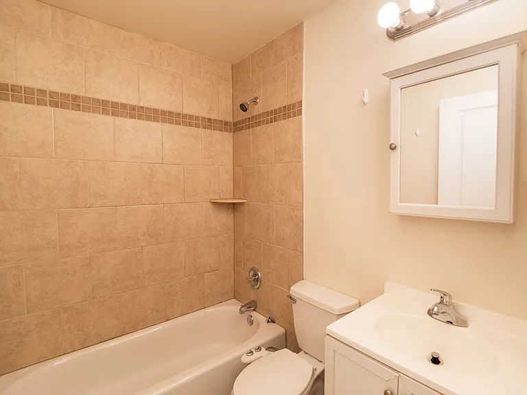 330 N Preston Street — Photo 15