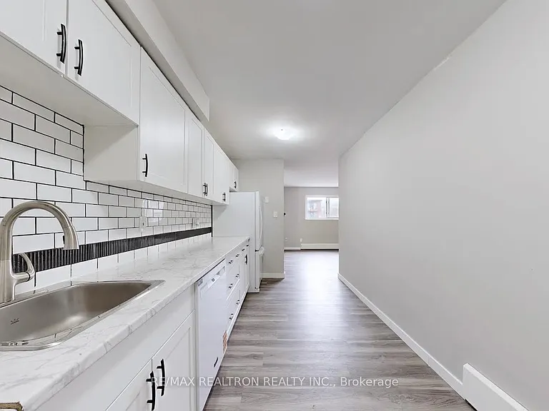362 Elgin Ct #3 — Photo 9