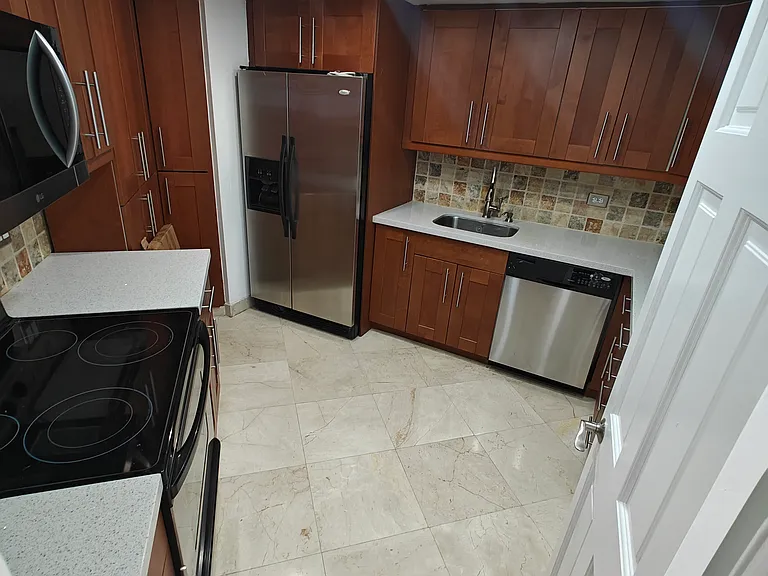 825 Brickell Bay Dr #651 — Photo 5