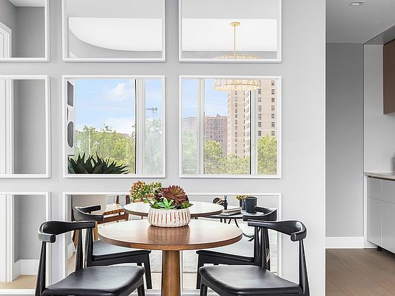 2nd image of 208 Delancey St #3G