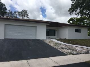 9690 SW 77th St, Miami, FL 33173
