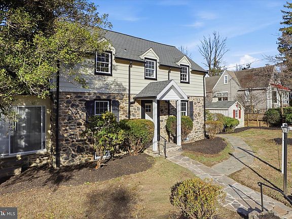 5th image of 608 Marwood Rd