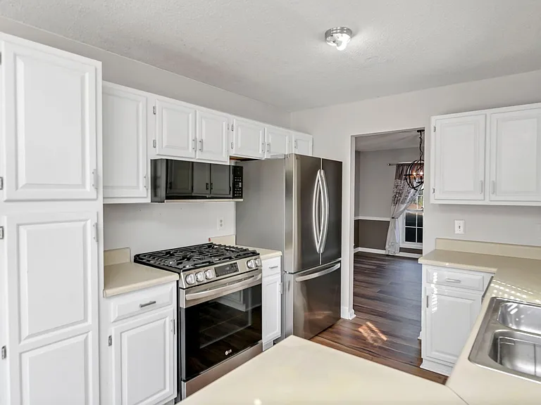 101 Grinders Mill Rd — Photo 10