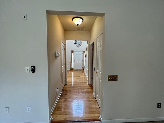 5th image of 2606 Sweet Bing Ct