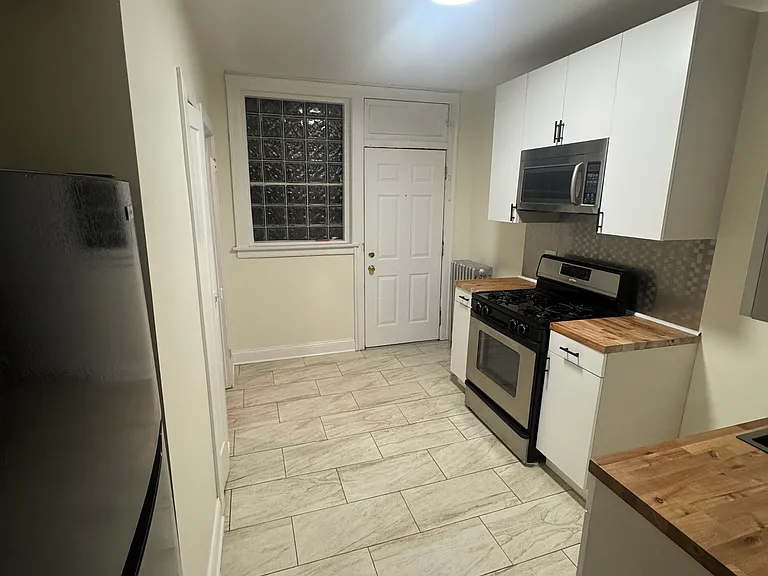 8151 S Paulina St #2N — Photo 5