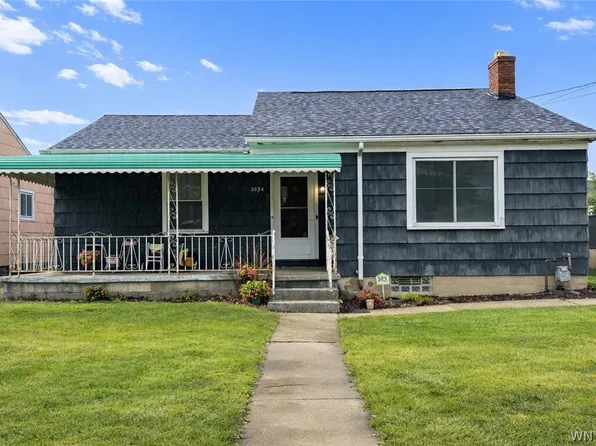 3534 Ferry Ave, Niagara Falls, NY 14301