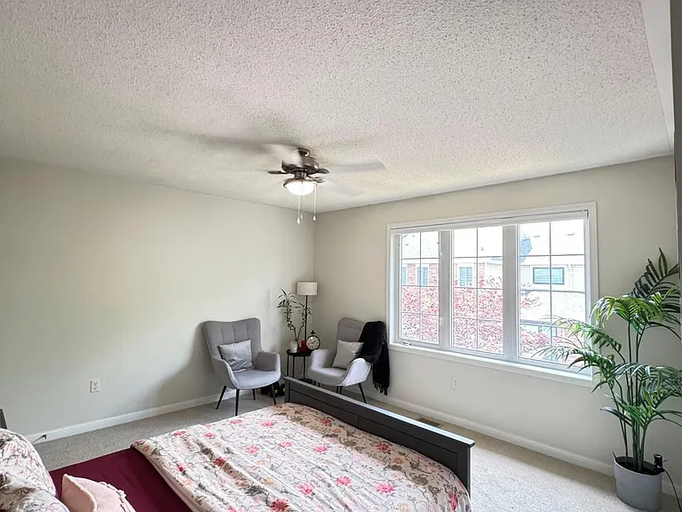 931 Gazley Cir — Photo 14