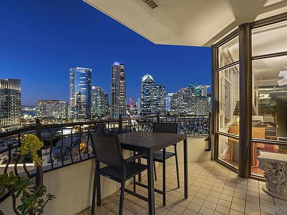 4th image of 700 W Harbor Dr Unit 1501