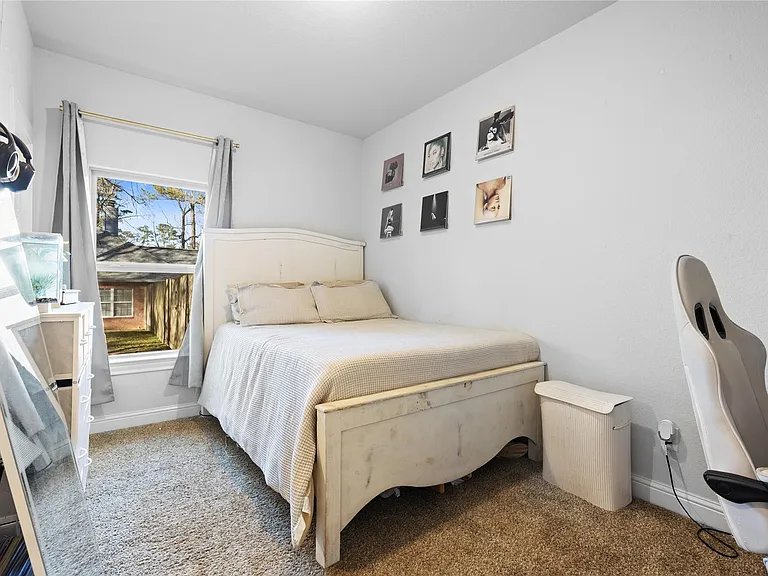 12140 Goliad Ln — Photo 22
