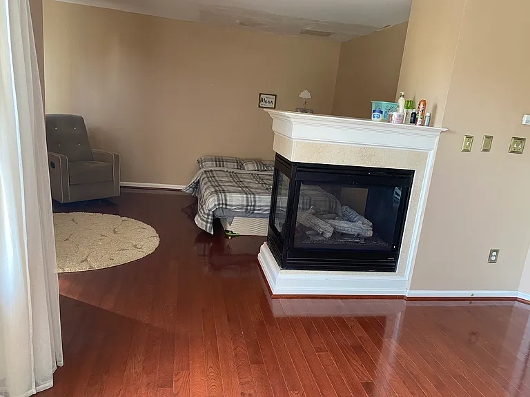 8570 Daltons Grove Way — Photo 6