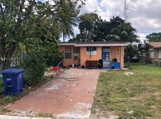 6040 SW 38th St, Hollywood, FL 33023