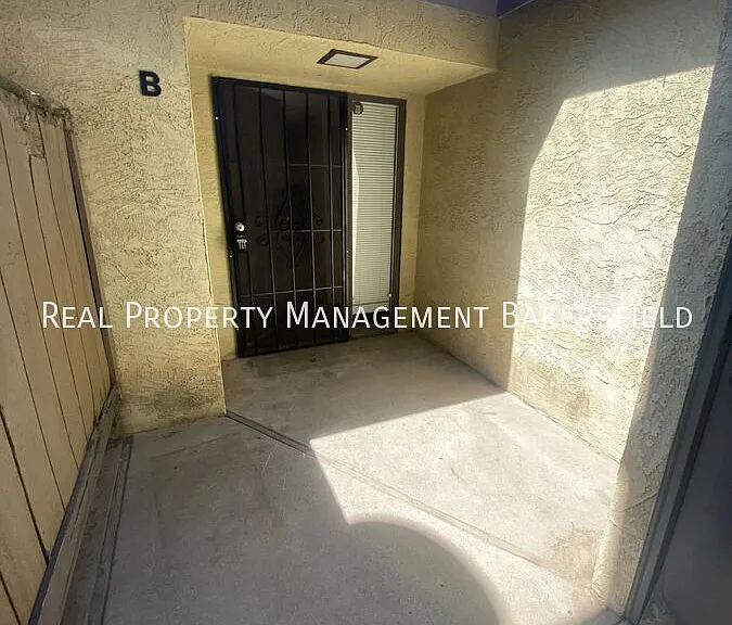 4608 Maybrook Ave #C — Photo 7