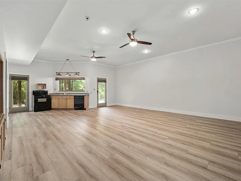 101 Firebird St — Photo 23