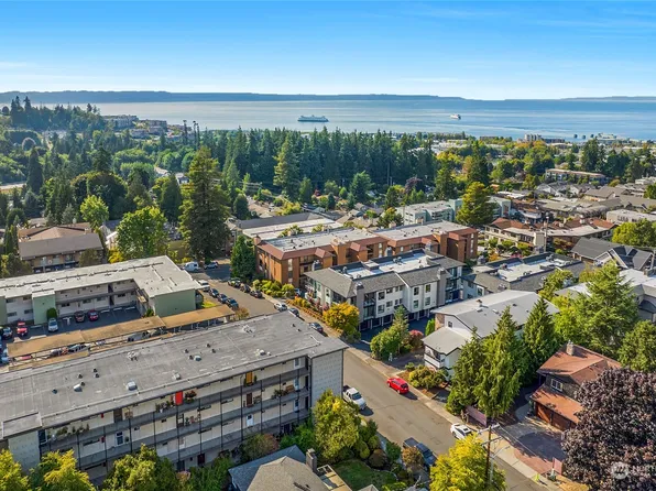 510 Forsyth Lane #401, Edmonds, WA 98020