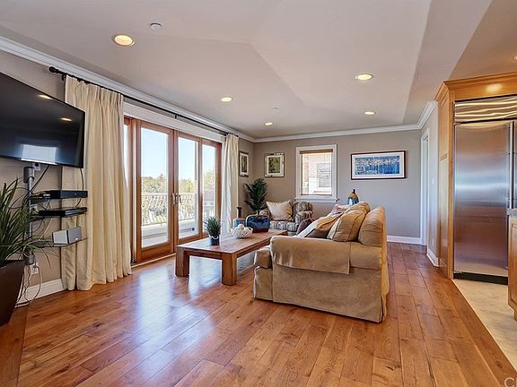 5th image of 546 Avenue B